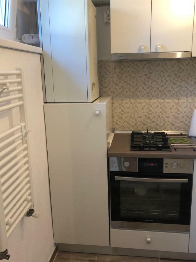 Cozy Place 47-Self Check In & Out-Hbo Max Pitesti Ngoại thất bức ảnh